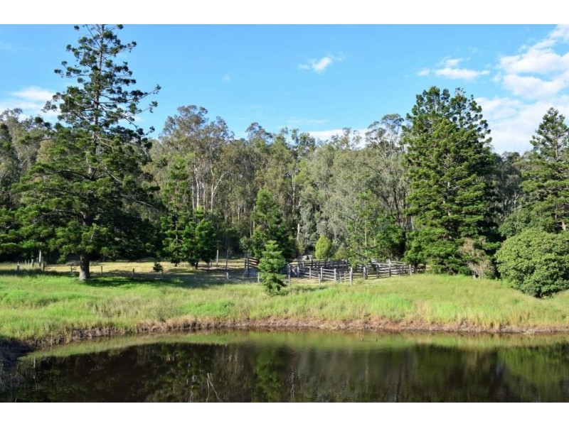 406 Brothers Road, Crows Nest QLD 4355