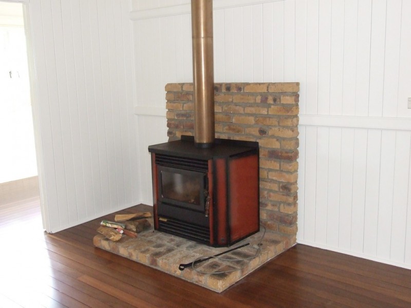 447 National Park Road, Ravensbourne QLD 4352