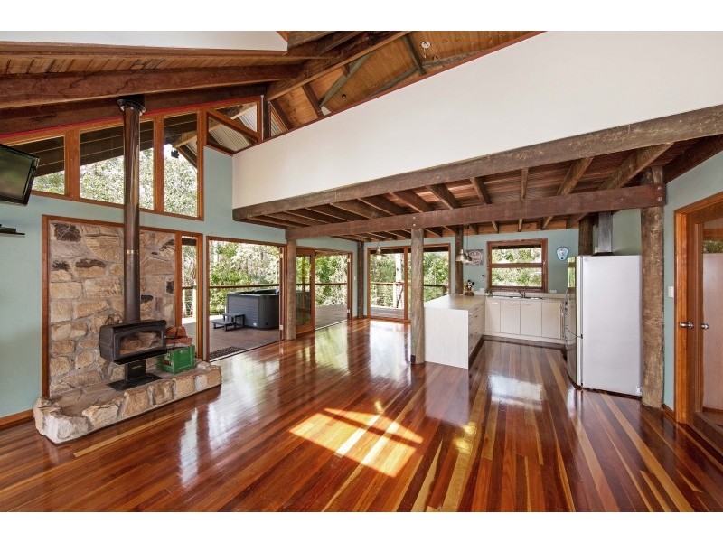 70 Wilkes Road, Hampton QLD 4352