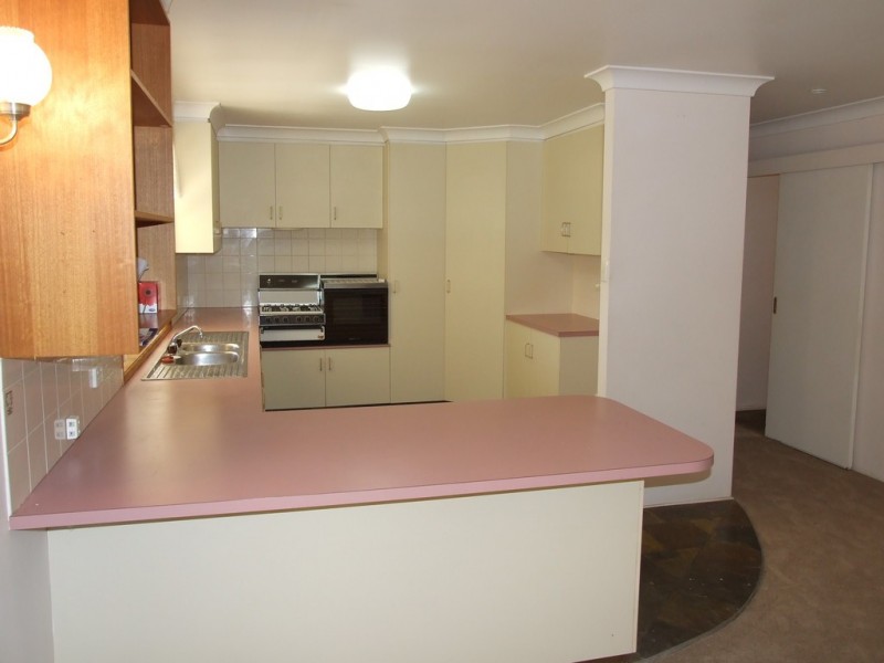 9 Hayden Street, Crows Nest QLD 4355