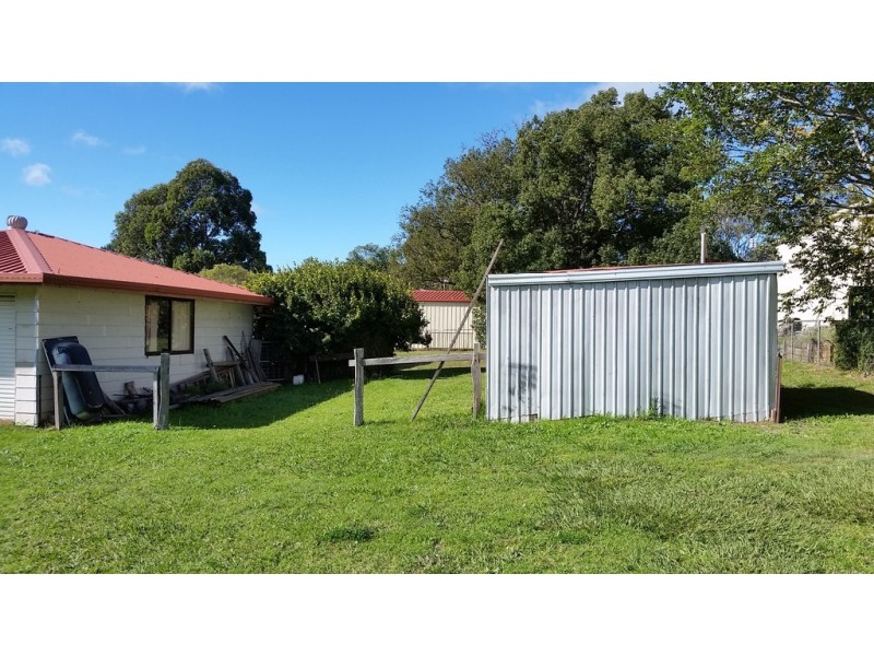 9 Hayden Street, Crows Nest QLD 4355