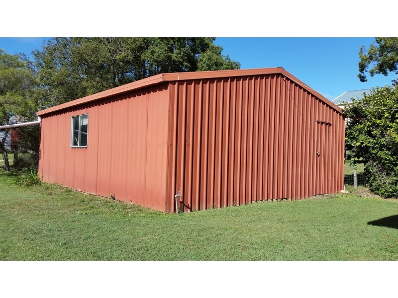 9 Hayden Street, Crows Nest QLD 4355