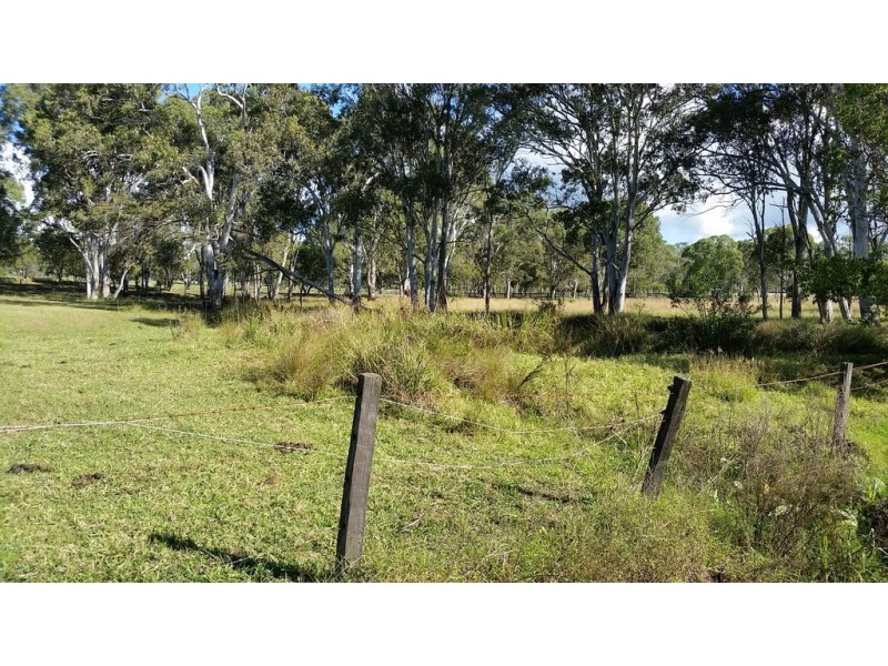 9 Hayden Street, Crows Nest QLD 4355