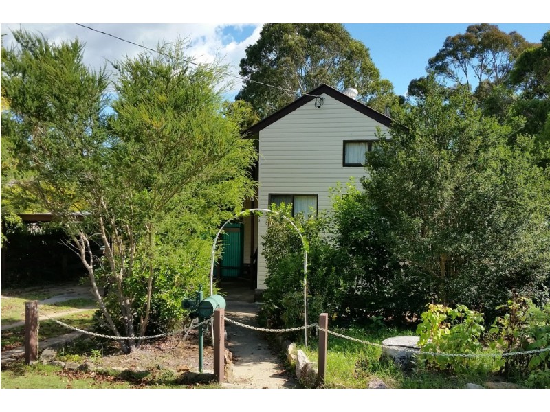 3 Dale Street, Crows Nest QLD 4355