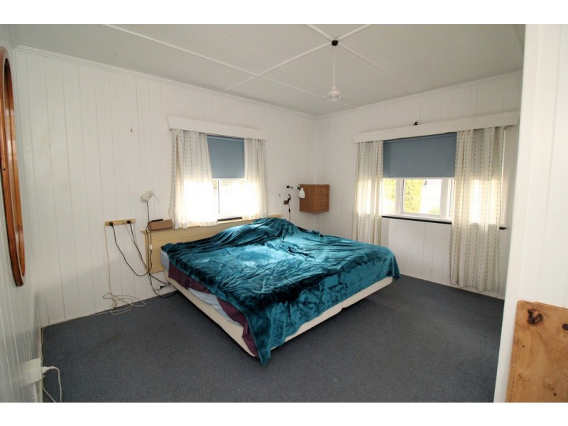 5 Nolan Street, Crows Nest QLD 4355