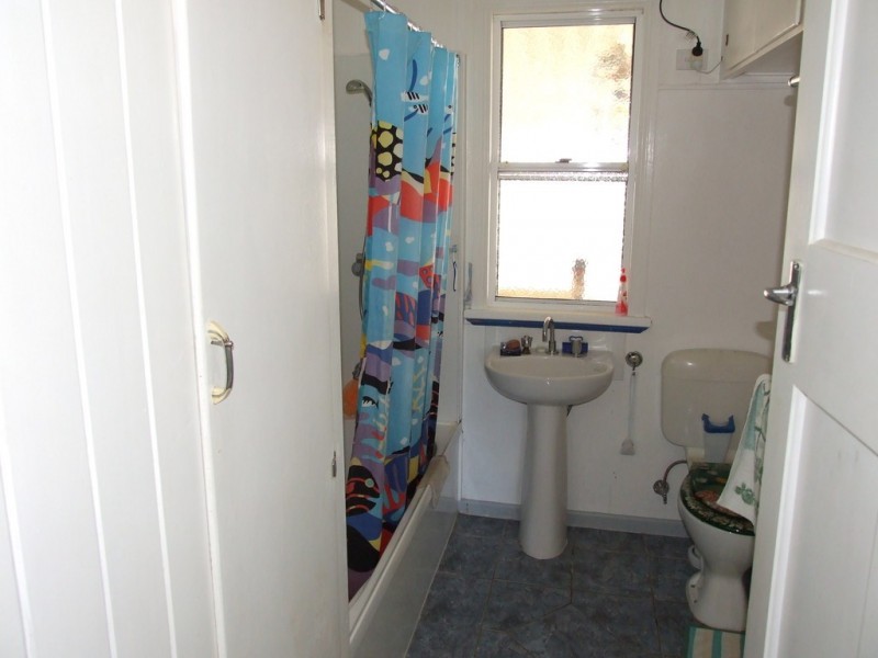 5 Nolan Street, Crows Nest QLD 4355