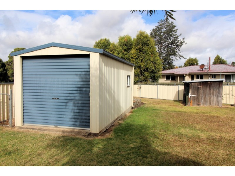 5 Nolan Street, Crows Nest QLD 4355