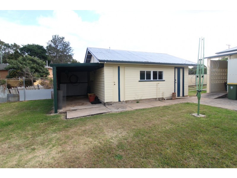 5 Nolan Street, Crows Nest QLD 4355