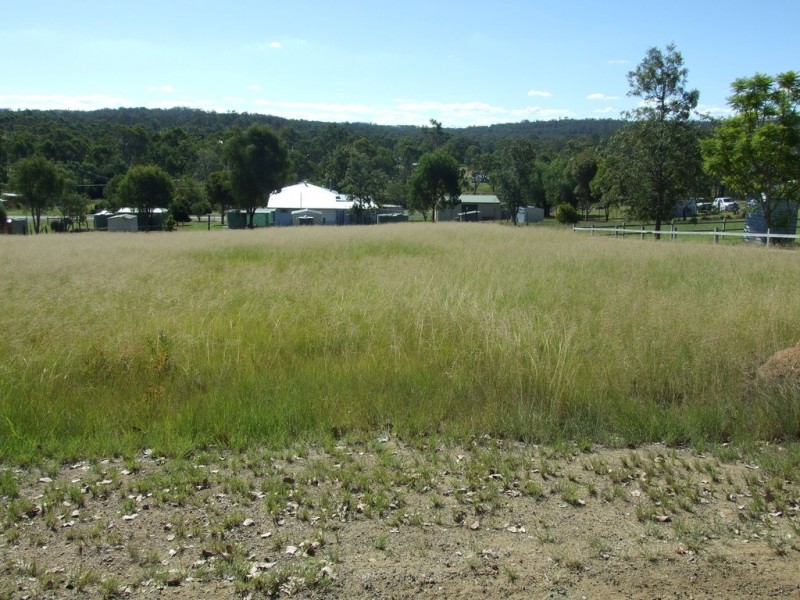 3 Flora Street, Cooyar QLD 4402