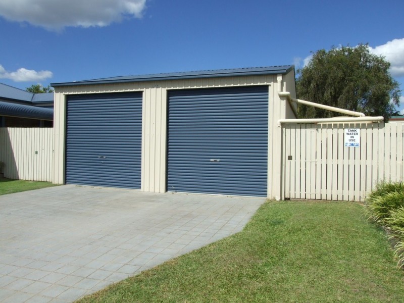 6 Parkland Drive, Crows Nest QLD 4355