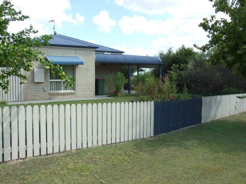 6 Parkland Drive, Crows Nest QLD 4355