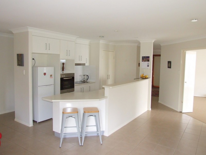 3 Lewis Street, Crows Nest QLD 4355