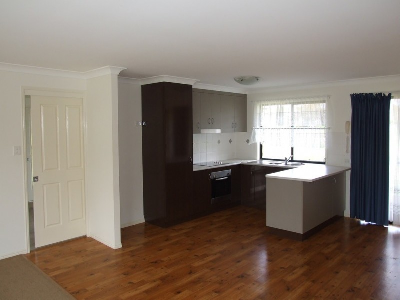 53a South Street, Crows Nest QLD 4355