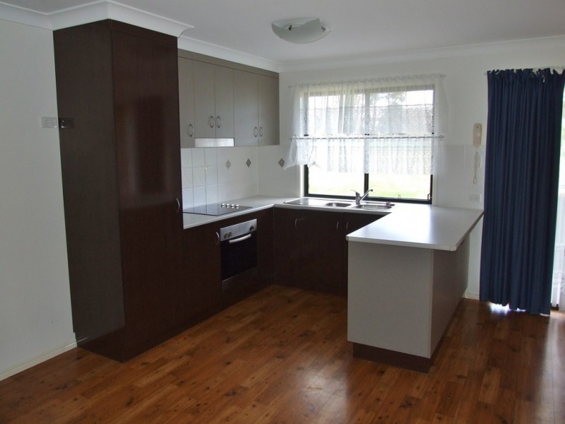 53a South Street, Crows Nest QLD 4355