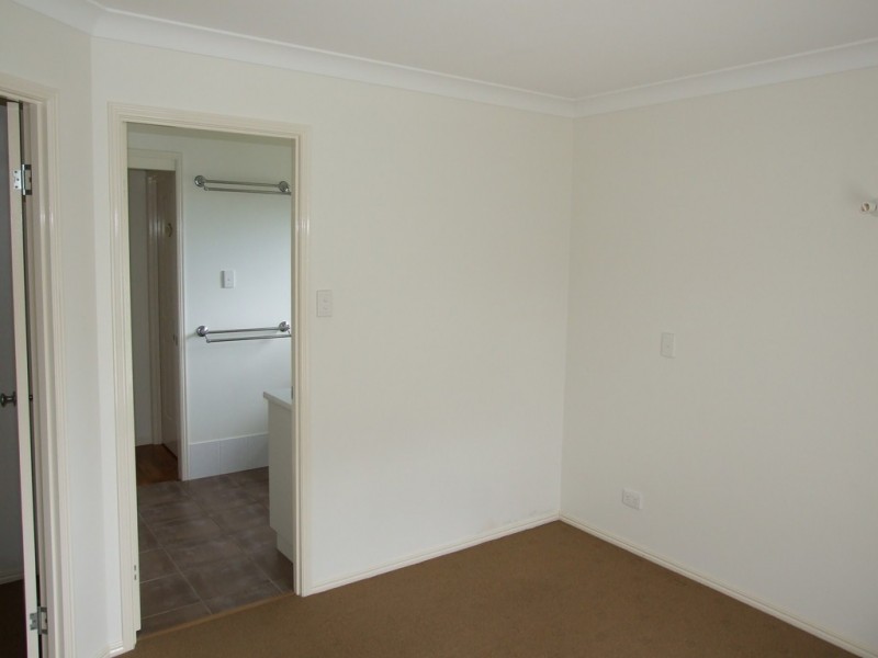 53a South Street, Crows Nest QLD 4355