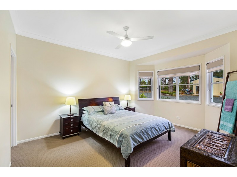 21 Sewell Road, Crows Nest QLD 4355