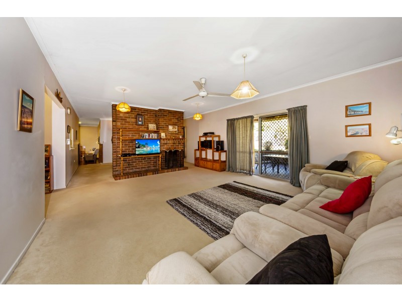 3 William Street, Crows Nest QLD 4355