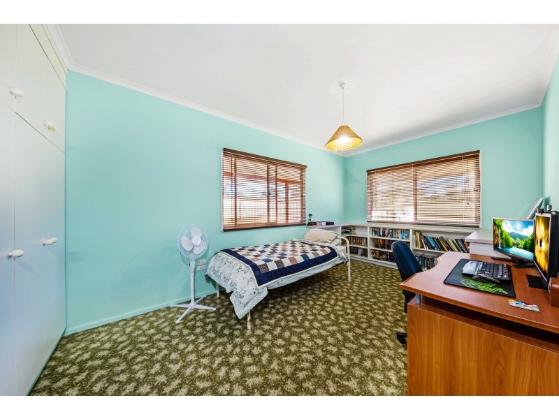 3 William Street, Crows Nest QLD 4355