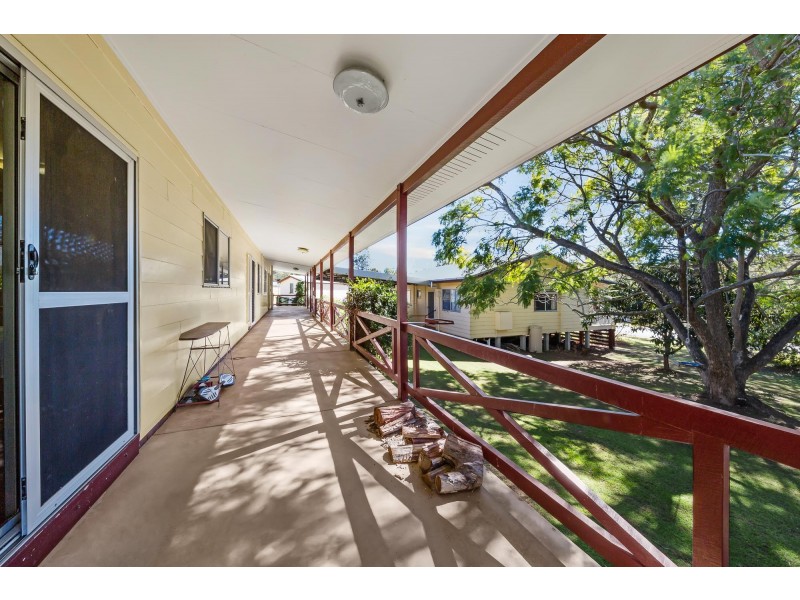 3 William Street, Crows Nest QLD 4355