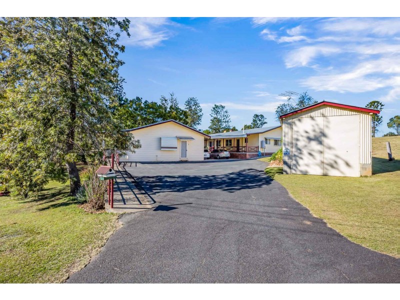 3 William Street, Crows Nest QLD 4355