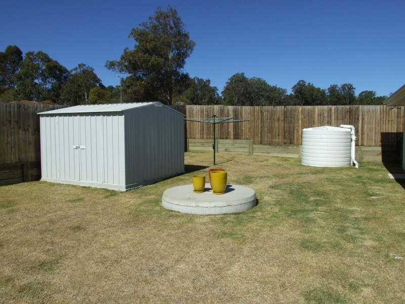 76 Naomi Drive, Crows Nest QLD 4355