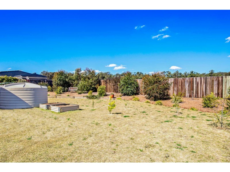 11 Cedarwood Drive, Crows Nest QLD 4355