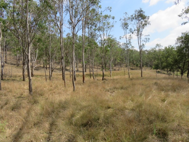 8 Avery Court, Cooyar QLD 4402