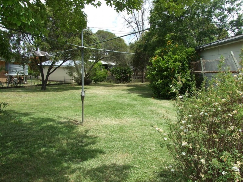 21 Grace Street, Crows Nest QLD 4355