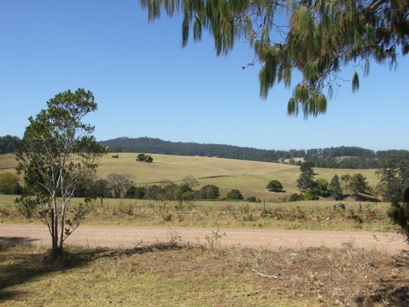 247 Kynoch Rd, Ravensbourne QLD 4352