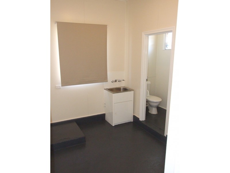 247 Kynoch Rd, Ravensbourne QLD 4352