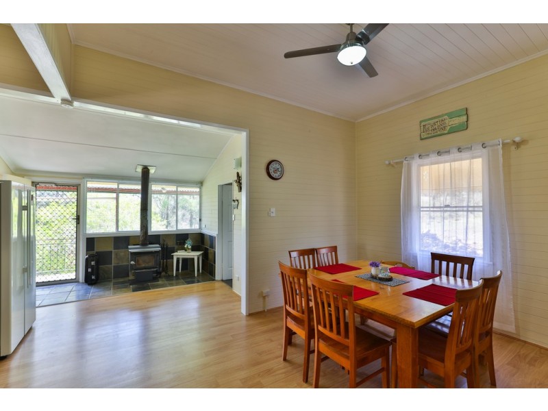 1012 Pechey Maclagan Road, Groomsville QLD 4352