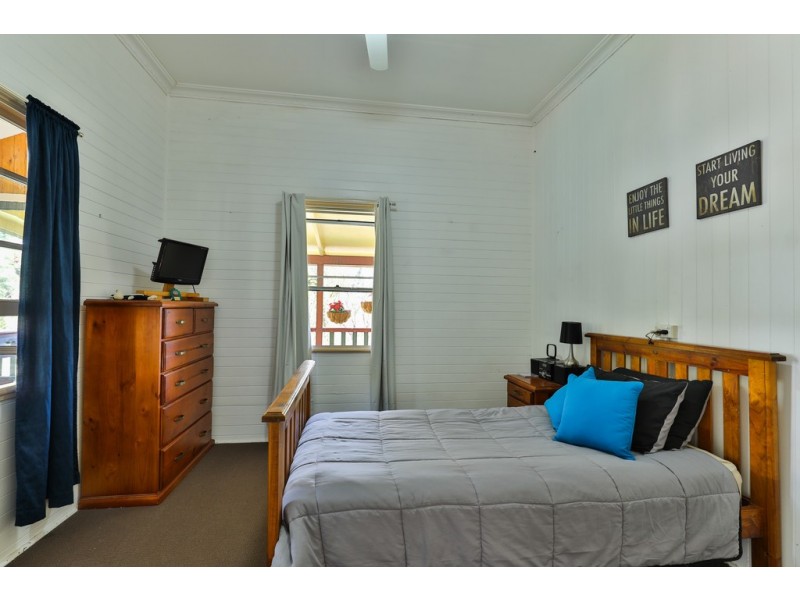 1012 Pechey Maclagan Road, Groomsville QLD 4352