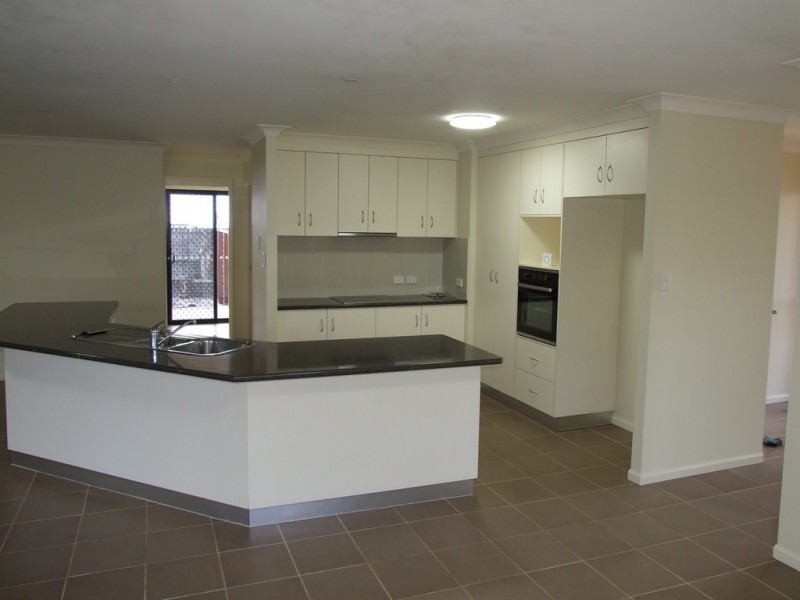 19 Vicky Avenue, Crows Nest QLD 4355