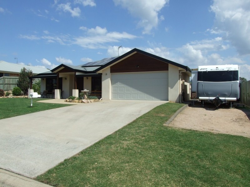 19 Vicky Avenue, Crows Nest QLD 4355
