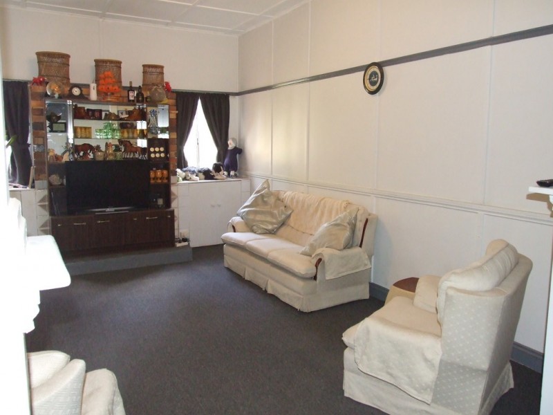 45 South Street, Crows Nest QLD 4355