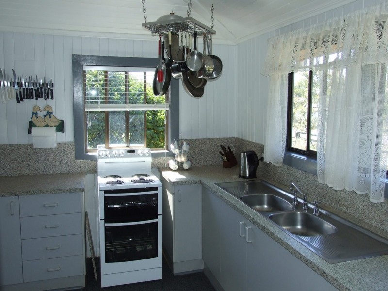 45 South Street, Crows Nest QLD 4355