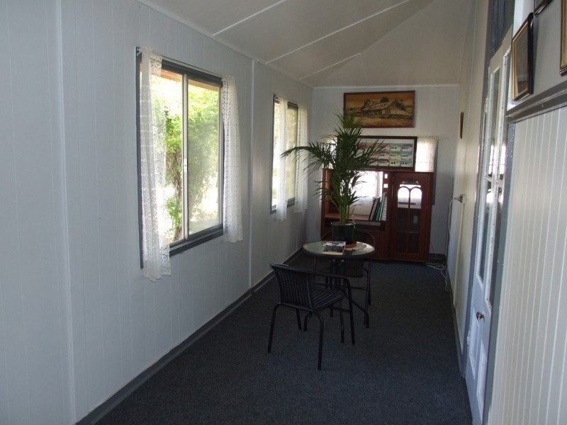 45 South Street, Crows Nest QLD 4355