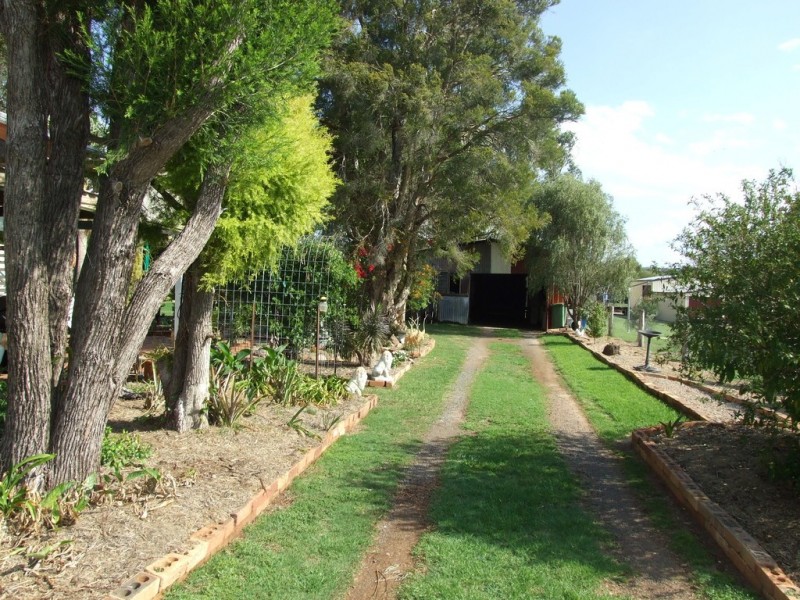 45 South Street, Crows Nest QLD 4355