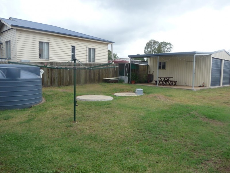 16 John Street, Goombungee QLD 4354