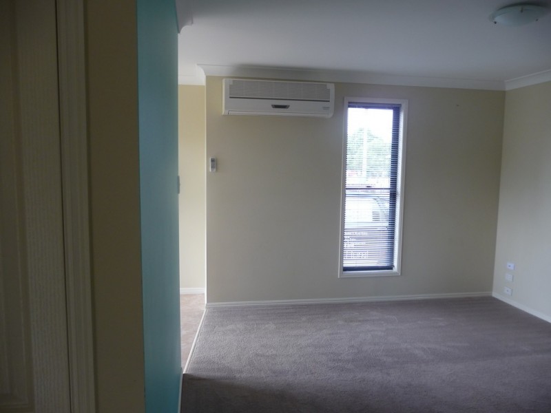 16 John Street, Goombungee QLD 4354