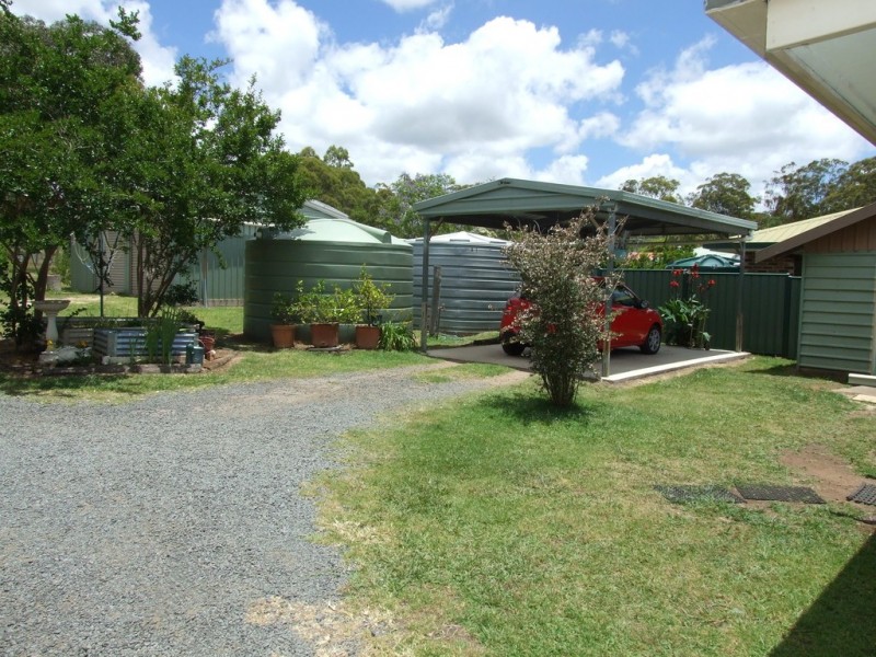 49 Albert Street West, Crows Nest QLD 4355