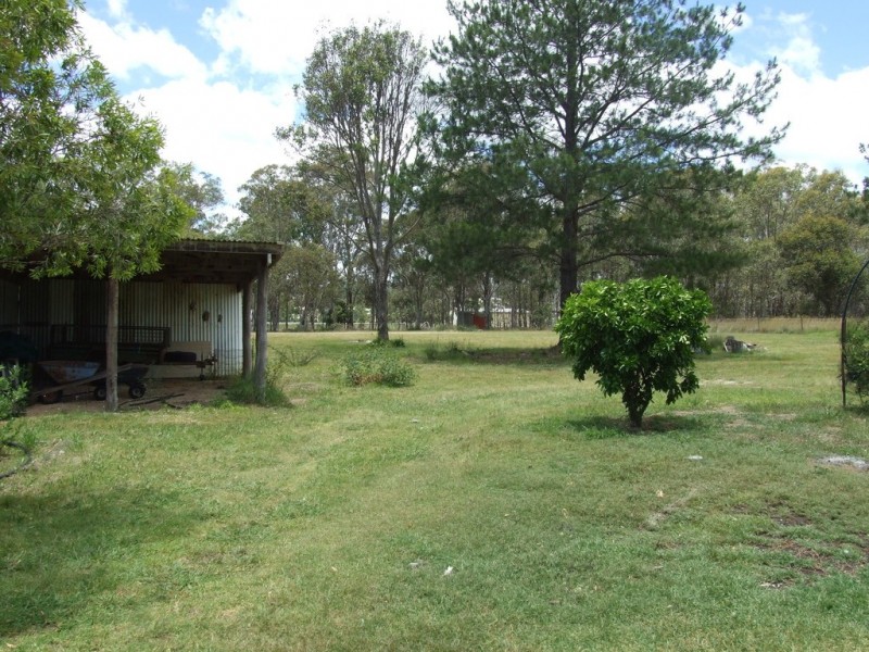 49 Albert Street West, Crows Nest QLD 4355