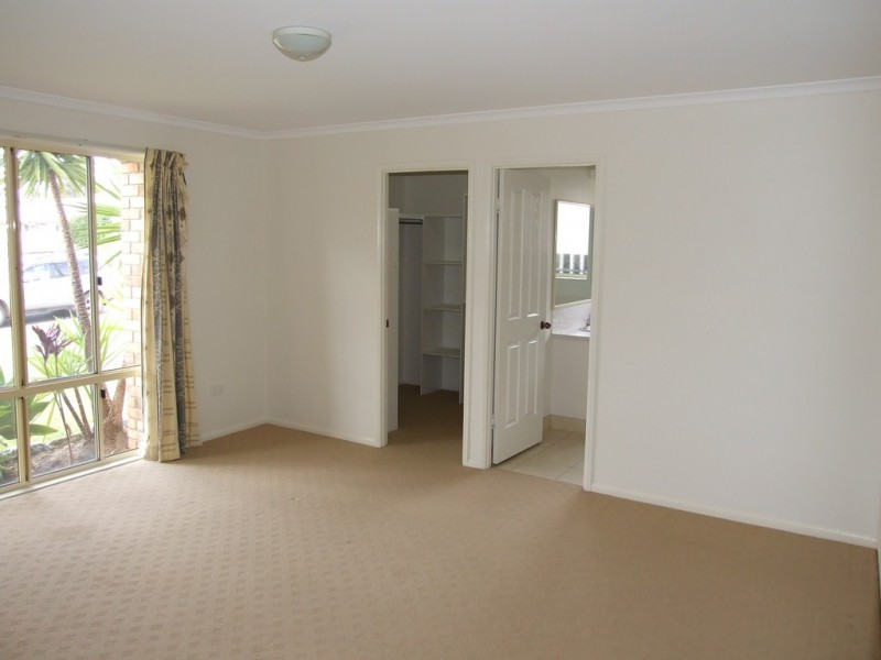 7 Matthew Court, Crows Nest QLD 4355