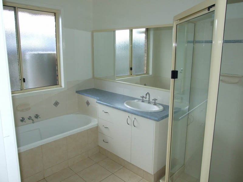 7 Matthew Court, Crows Nest QLD 4355