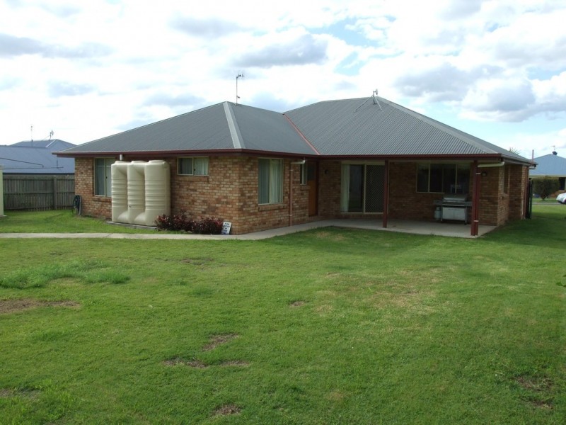 7 Matthew Court, Crows Nest QLD 4355