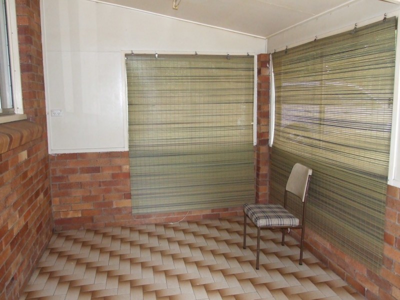 4-6 Esk Street, Crows Nest QLD 4355