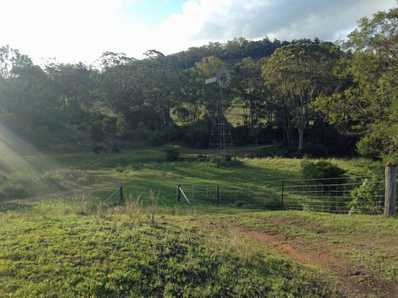 335 Schick Road, Thornville QLD 4352