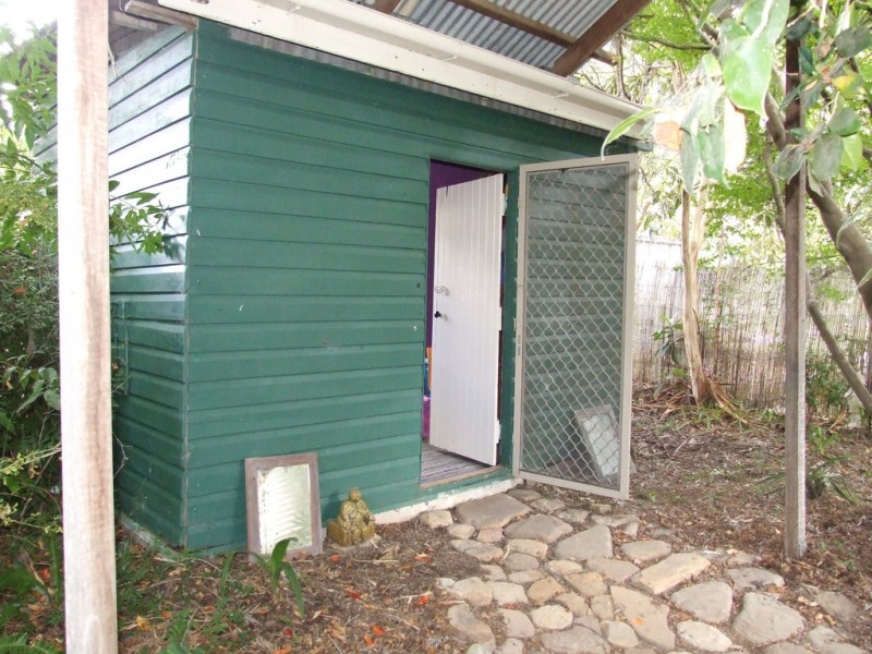 11 Jones Street, Crows Nest QLD 4355