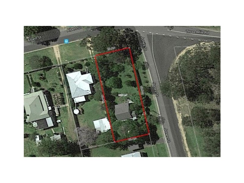 11 Jones Street, Crows Nest QLD 4355