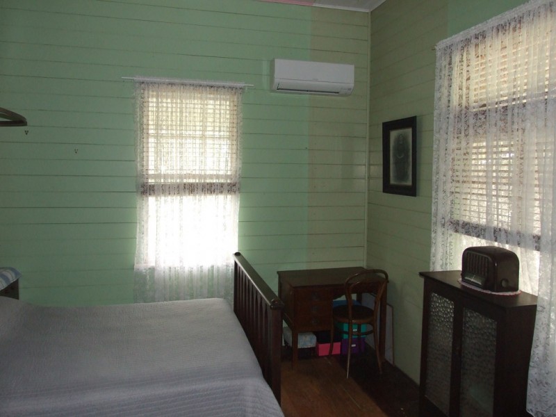 327 Haden-Peranga Road, Haden QLD 4353